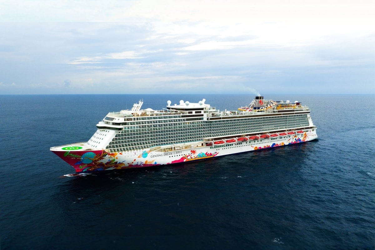 Resorts World Revives StarCruises & Dream Cruises: Budget & Luxury